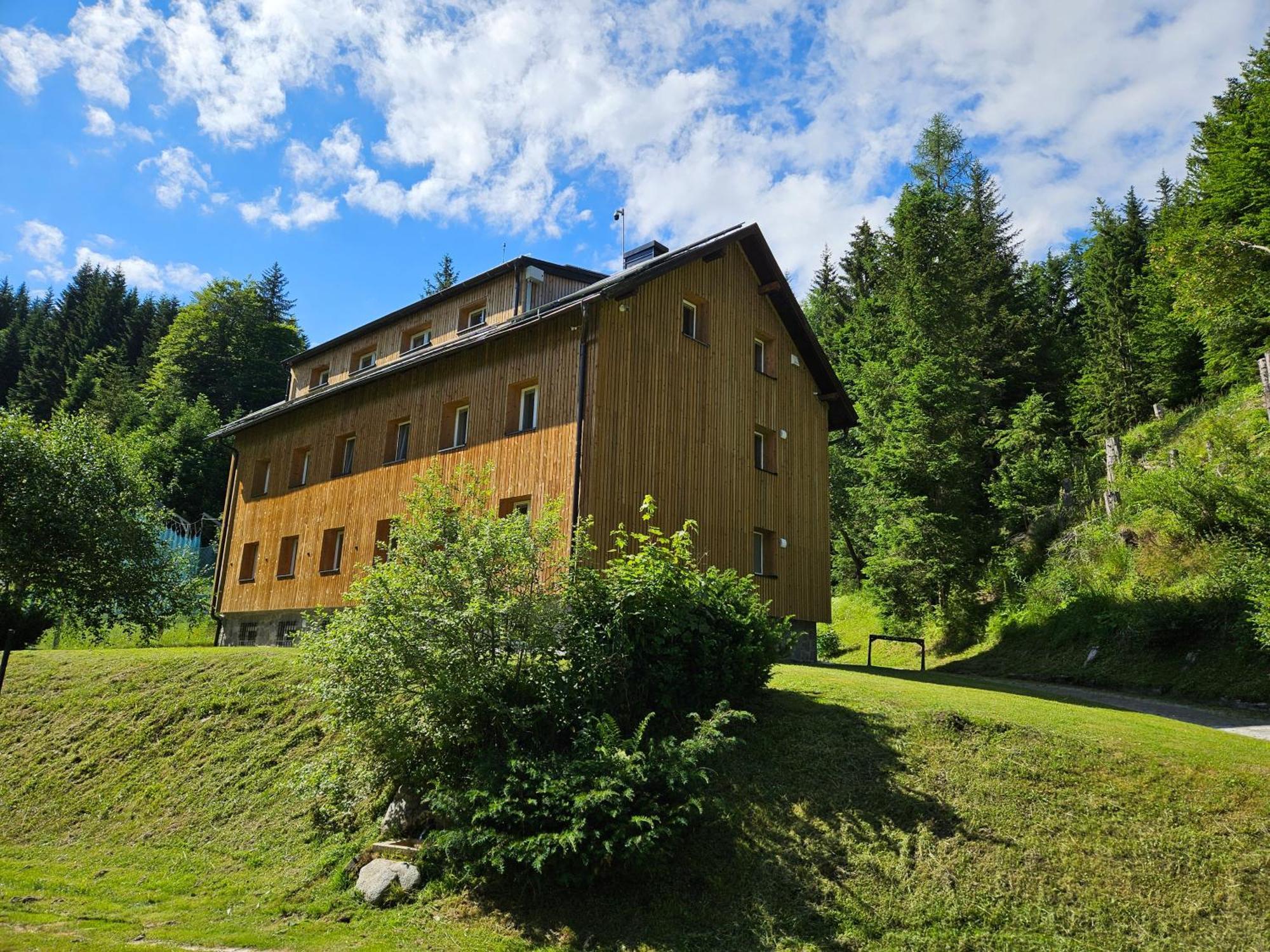 Apartments Rogla Jurgovo - Ski In Ski Out Lukanja Экстерьер фото